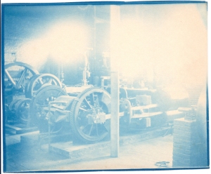 1885 Early Steam Engine (2)